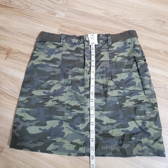 Lee camo midrise skirt - Picture 2 of 2